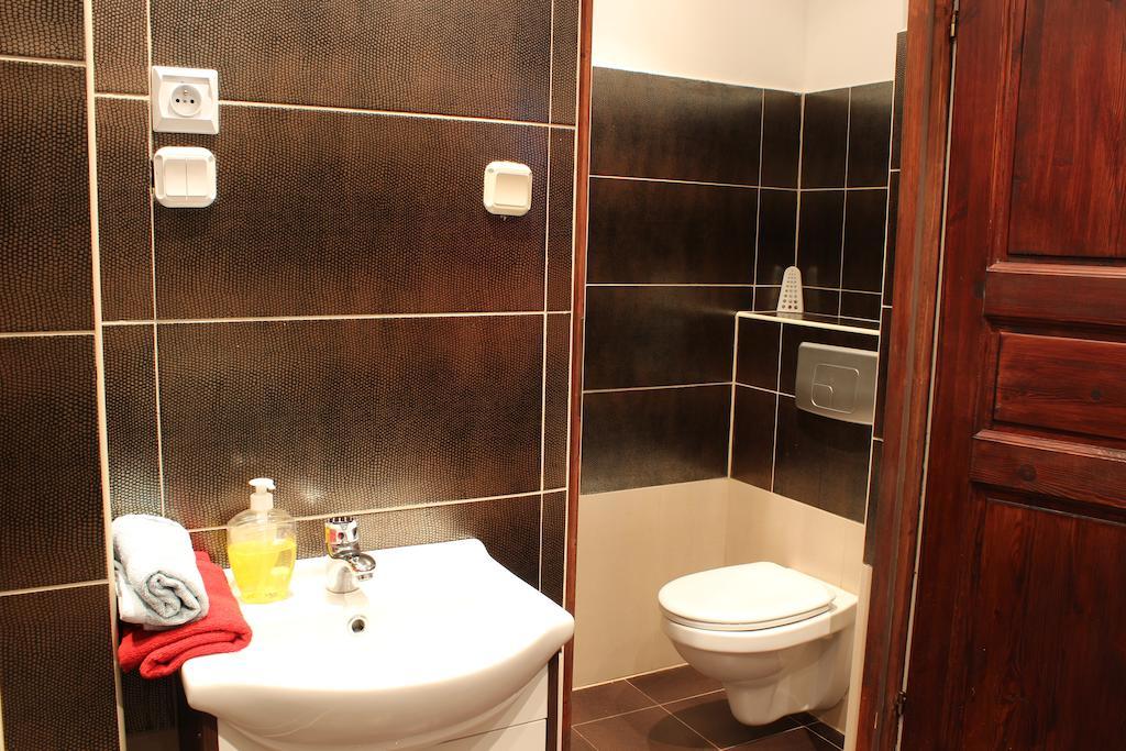 Pensjonat Agroturystyczny Pod Modrzewiem Bed & Breakfast Florczaki Екстериор снимка